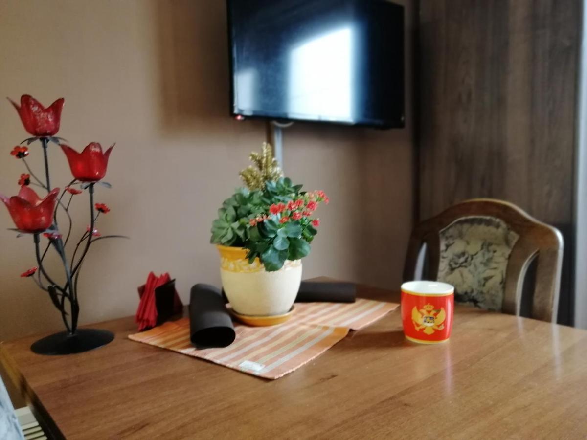 Apartments Zeljka-Dobrota Kotor Bagian luar foto
