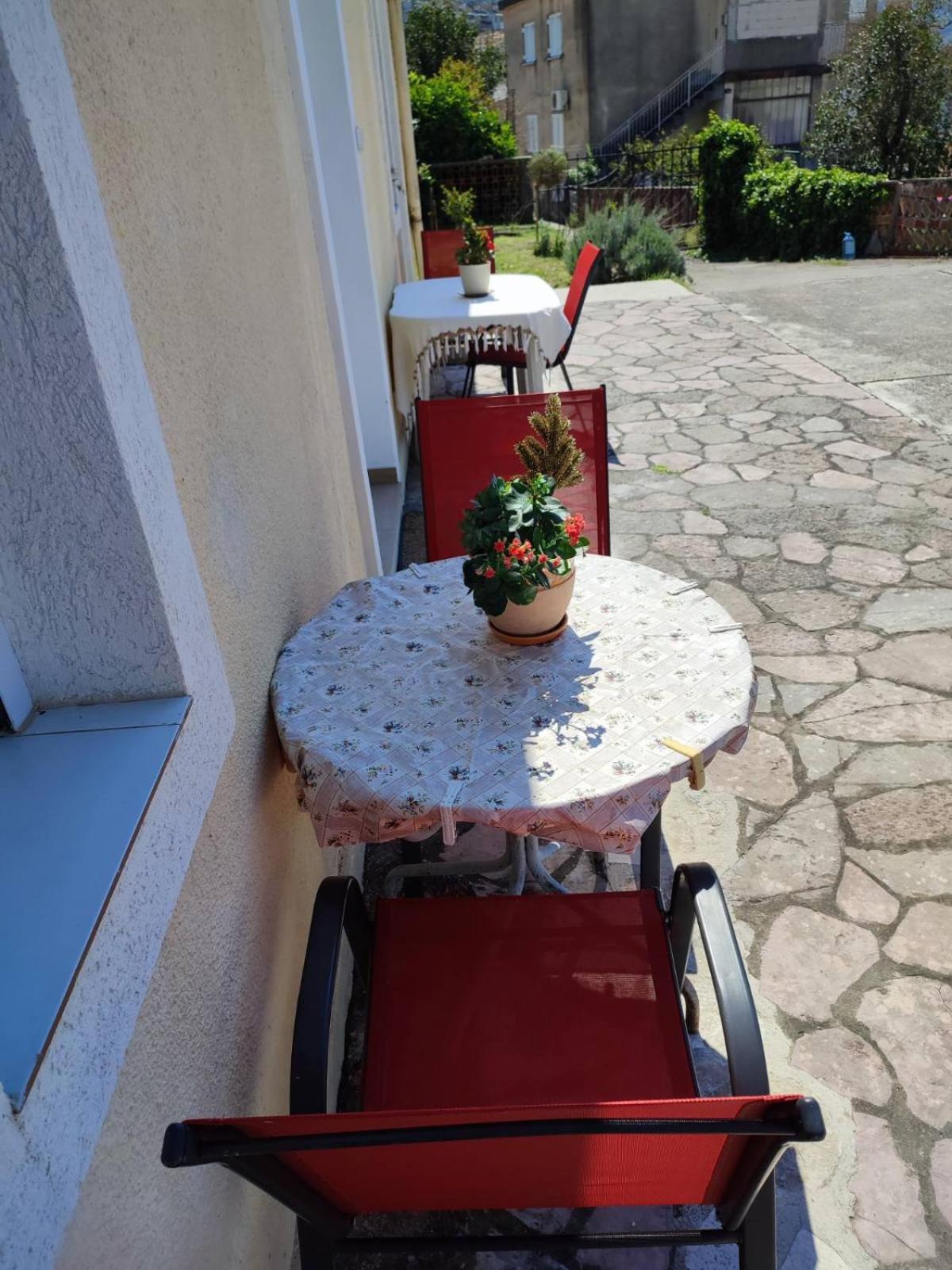 Apartments Zeljka-Dobrota Kotor Ruang foto